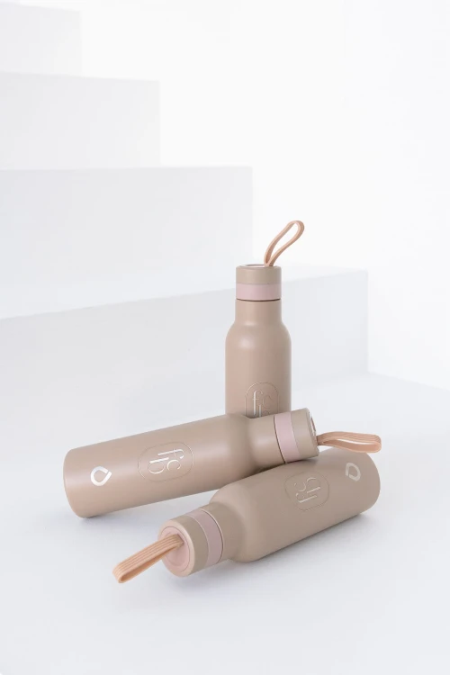 nowoczesne i minimalistyczne butelki 480 ml stal nierdzewna